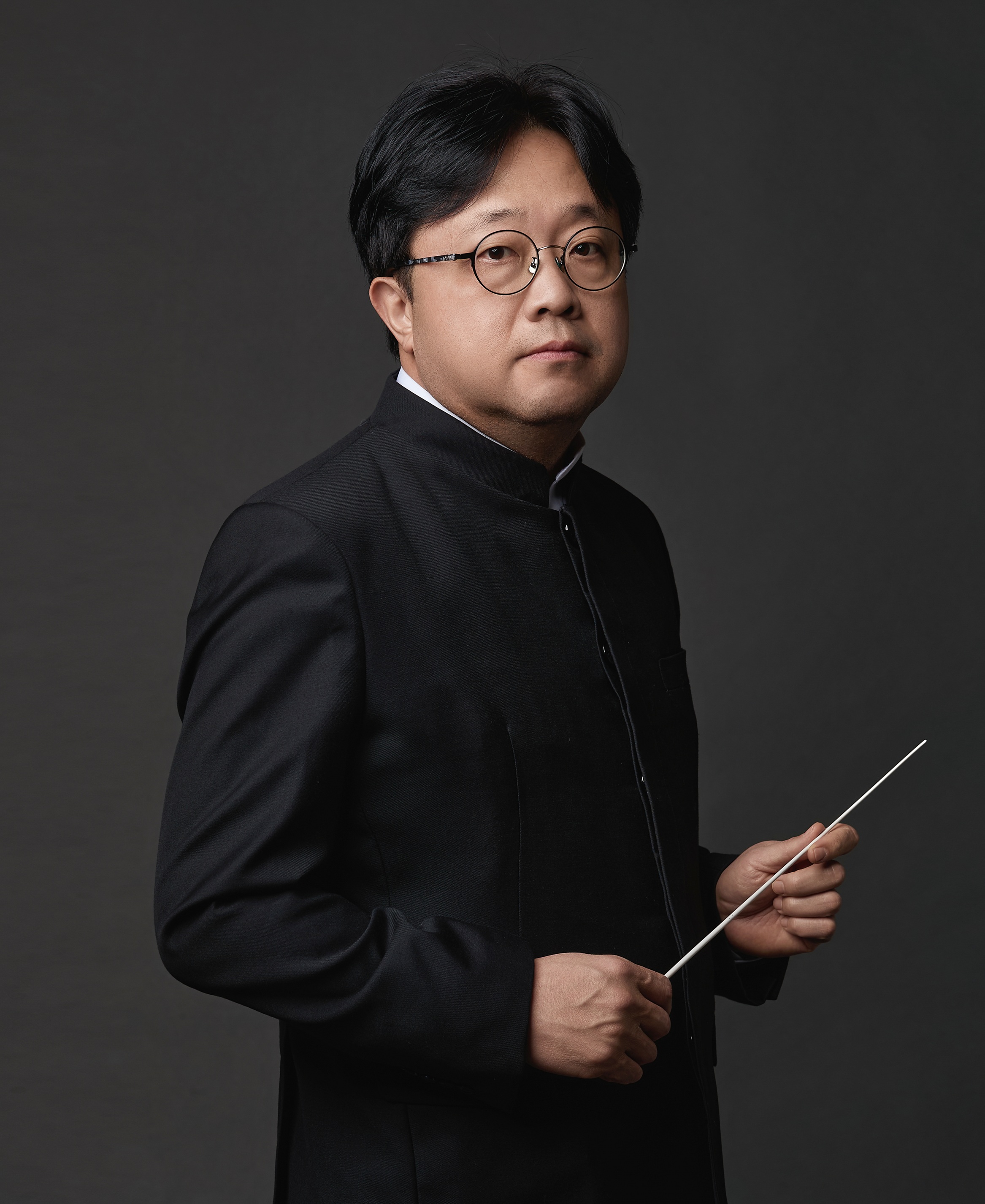 지휘 박인욱